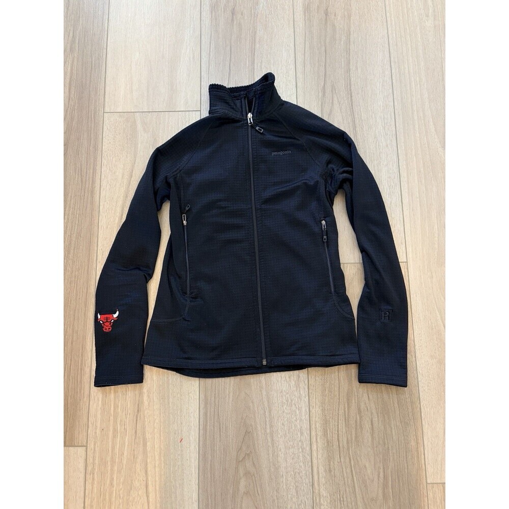 Patagonia Chicago Bulls Jacket Women Small Black Zip Grid Fleece Lightweight